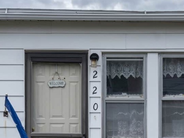 220 W 8th Street