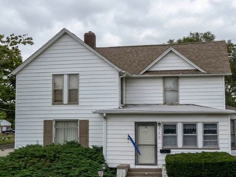 Tiny photo for 220 W 8th Street, Kewanee, IL 61443 (MLS # 12643154)