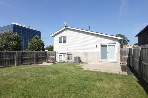 Tiny photo for 9800 S ARTESIAN Avenue, Evergreen Park, IL 60805 (MLS # 12739344)