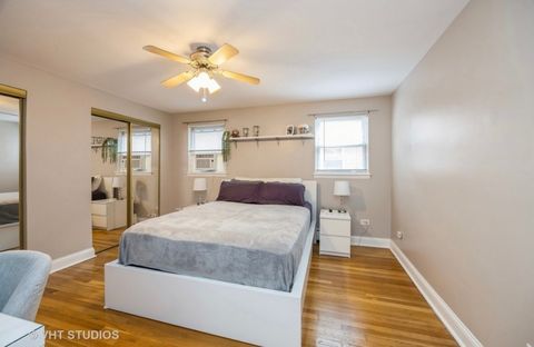 Tiny photo for 6952 W 65th Street #2B, Chicago, IL 60638 (MLS # 12607998)