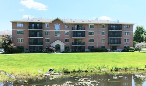 Tiny photo for 6850 W Winding Trail #202, Oak Forest, IL 60452 (MLS # 12682507)