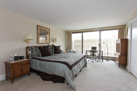 Tiny photo for 3470 N LAKE SHORE Drive #4C, Chicago, IL 60657 (MLS # 12489542)