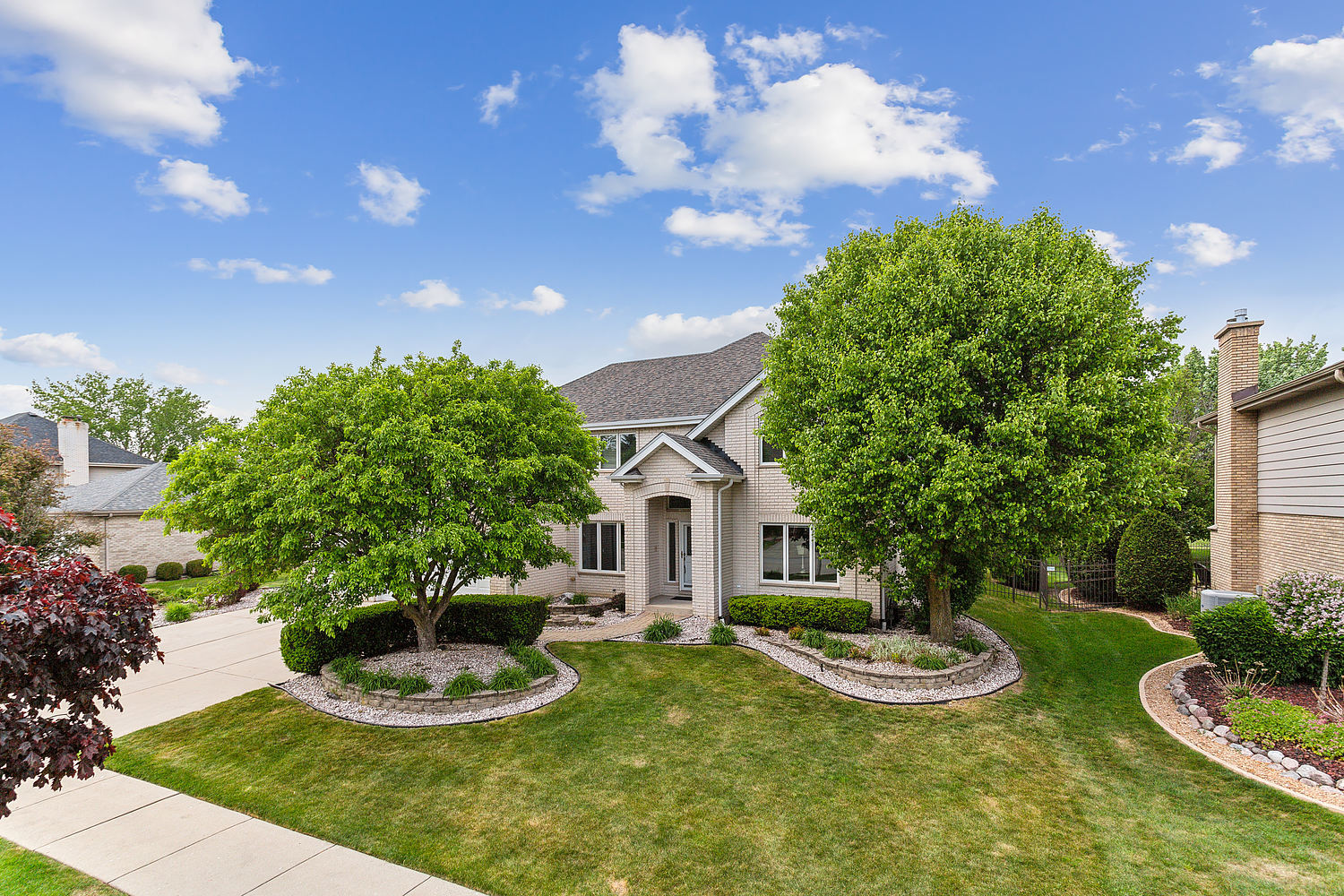 11048 Saratoga Drive