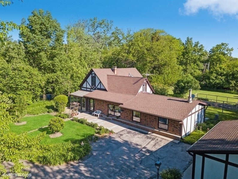 609 Forest Edge Lane