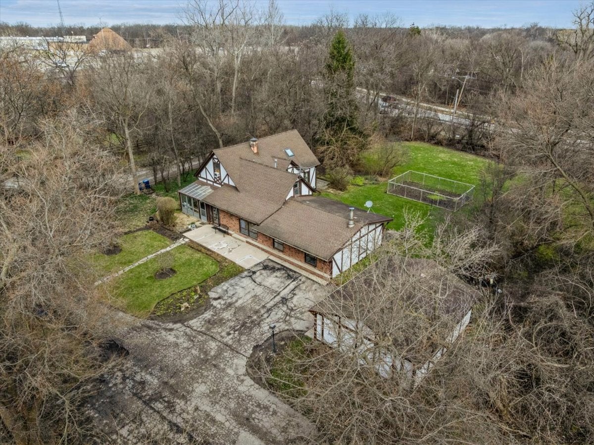 609 Forest Edge Lane