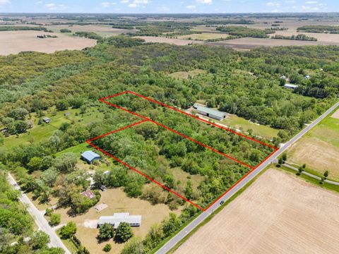 Photo of 37215 Darby Road, Custer Park, IL 60481 (MLS # 12625278)