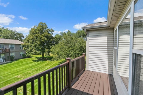 Tiny photo for 1012 Saxon Court #C, Elgin, IL 60120 (MLS # 12730480)