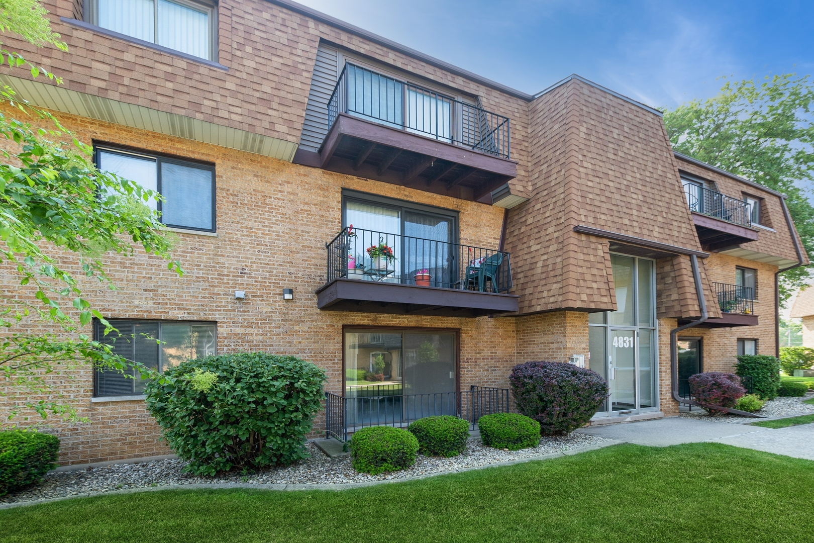 4831 W 109th Street 101