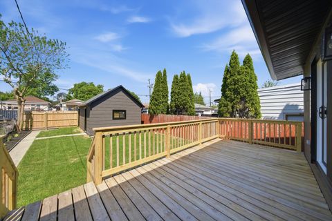 Tiny photo for 2714 N New England Avenue, Chicago, IL 60707 (MLS # 12655866)