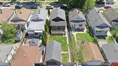 Tiny photo for 2714 N New England Avenue, Chicago, IL 60707 (MLS # 12655866)