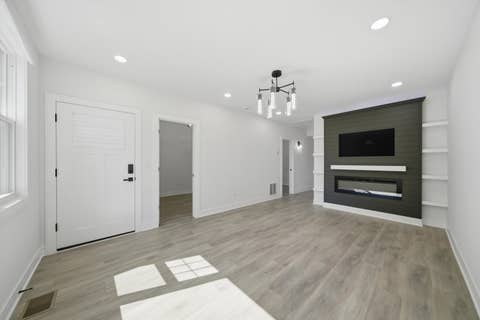 Tiny photo for 2714 N New England Avenue, Chicago, IL 60707 (MLS # 12655866)