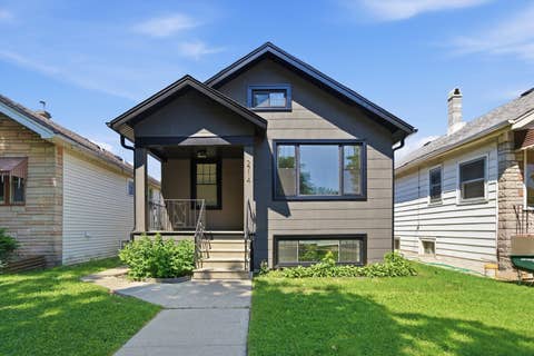 Photo of 2714 N New England Avenue, Chicago, IL 60707 (MLS # 12655866)