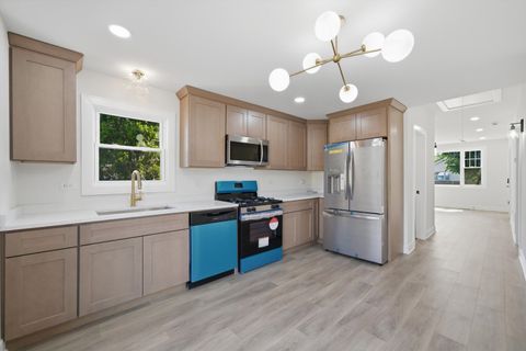 Tiny photo for 2714 N New England Avenue, Chicago, IL 60707 (MLS # 12655866)