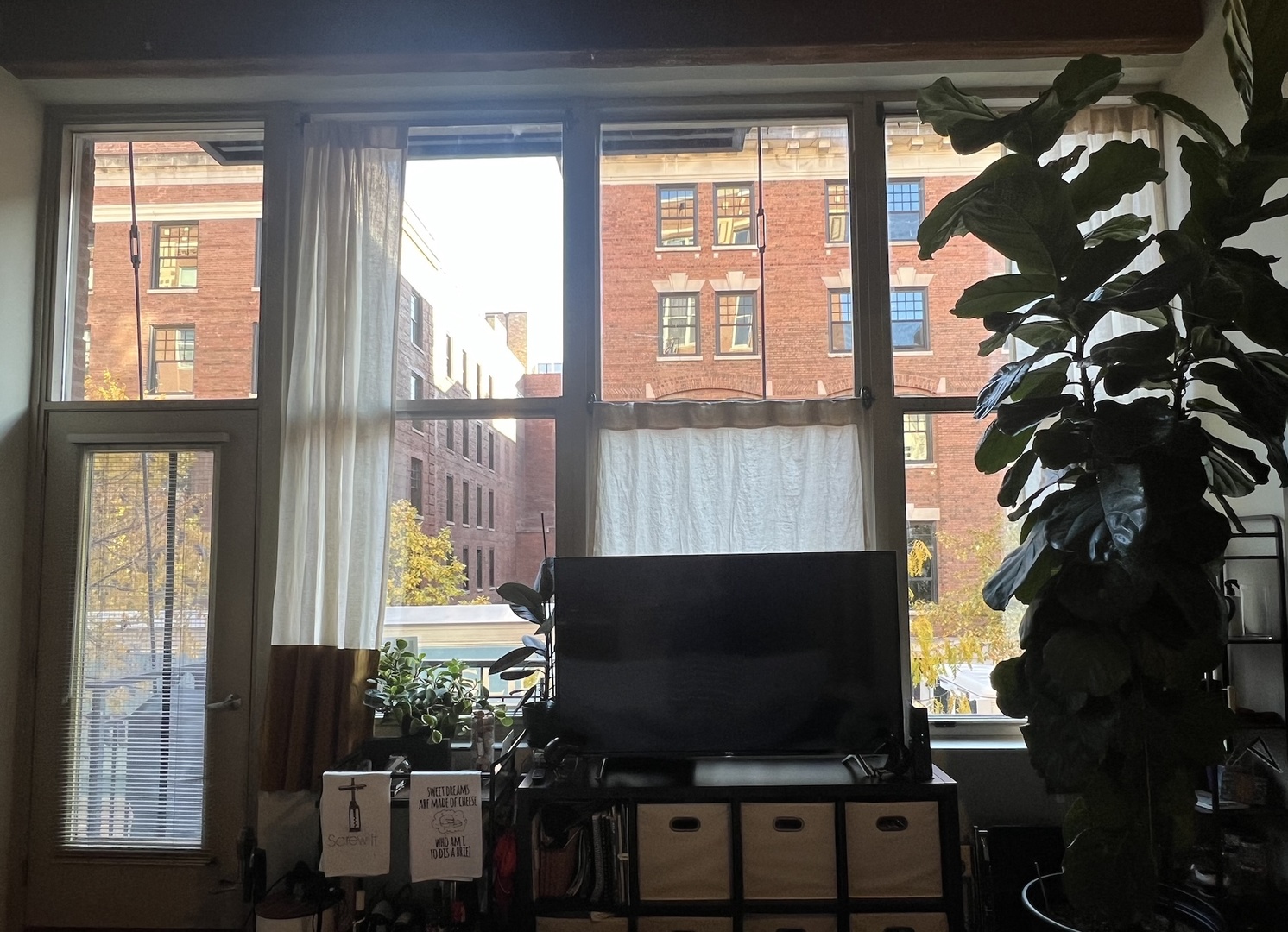 1500 W Monroe Street 211