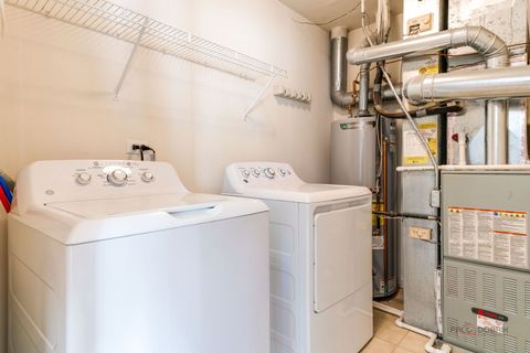 Tiny photo for 2858 Falling Waters Lane, Lindenhurst, IL 60046 (MLS # 12500015)