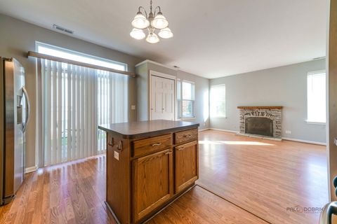 Tiny photo for 2858 Falling Waters Lane, Lindenhurst, IL 60046 (MLS # 12500015)