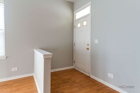 Tiny photo for 2858 Falling Waters Lane, Lindenhurst, IL 60046 (MLS # 12500015)