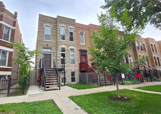 2135 S MILLARD AVE, CHICAGO, IL 60623 - Image e7760ee584a4741fdfc366d00df22cf8/3810232344