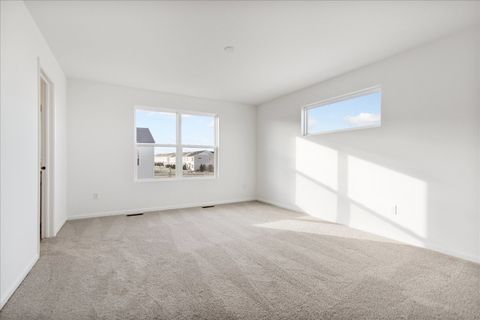 Tiny photo for 306 Kingsport Drive, South Elgin, IL 60177 (MLS # 12532184)