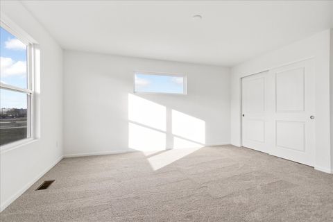 Tiny photo for 306 Kingsport Drive, South Elgin, IL 60177 (MLS # 12532184)