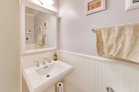 Tiny photo for 1711 Vermont Drive, Elk Grove Village, IL 60007 (MLS # 12712190)