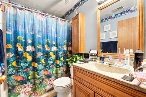 Tiny photo for 17895 W Braewick Road, Gurnee, IL 60031 (MLS # 12715145)