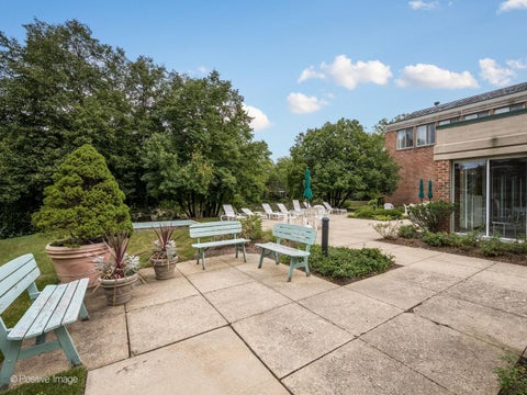 Tiny photo for 6040 Arbor Lane #102, Northfield, IL 60093 (MLS # 12761698)