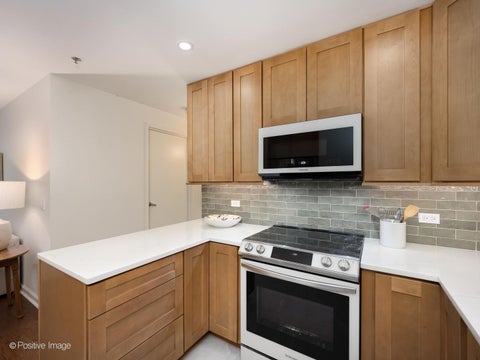Tiny photo for 6040 Arbor Lane #102, Northfield, IL 60093 (MLS # 12761698)