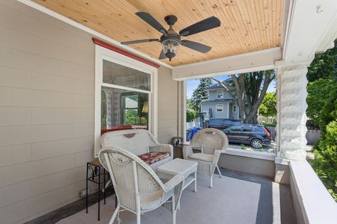 Tiny photo for 111 W Franklin Street, Wheaton, IL 60187 (MLS # 12685834)