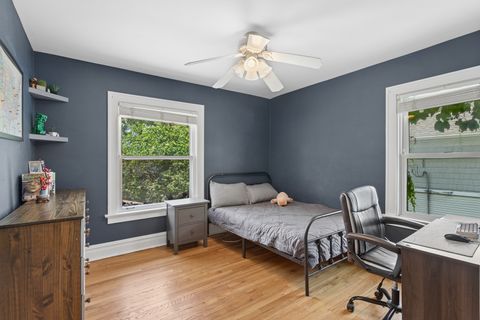 Tiny photo for 111 W Franklin Street, Wheaton, IL 60187 (MLS # 12685834)