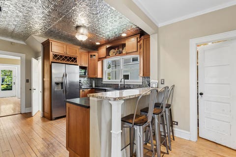 Tiny photo for 111 W Franklin Street, Wheaton, IL 60187 (MLS # 12685834)