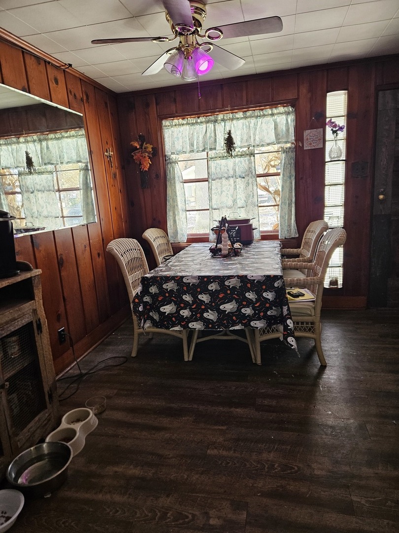 3205 N 17120 E Road