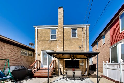 Tiny photo for 5523 N NATCHEZ Avenue, Chicago, IL 60656 (MLS # 12741339)