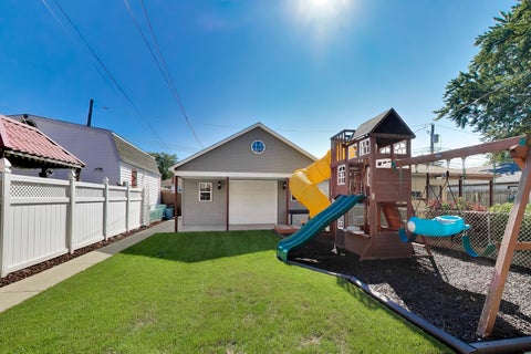 Tiny photo for 5523 N NATCHEZ Avenue, Chicago, IL 60656 (MLS # 12741339)