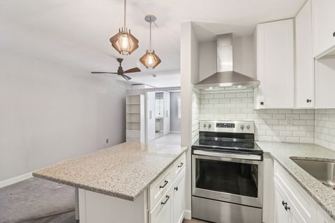 Tiny photo for 3170 W MONROE Street #311, Waukegan, IL 60085 (MLS # 12525444)