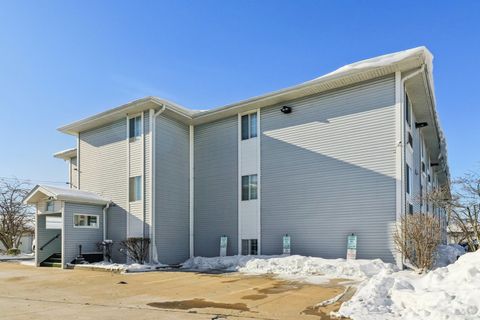 Tiny photo for 3170 W MONROE Street #311, Waukegan, IL 60085 (MLS # 12525444)