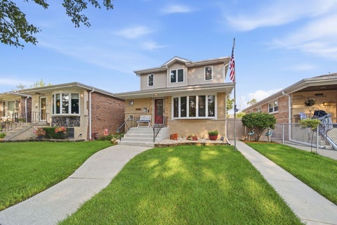 Tiny photo for 11001 S Albany Avenue, Chicago, IL 60655 (MLS # 12733033)