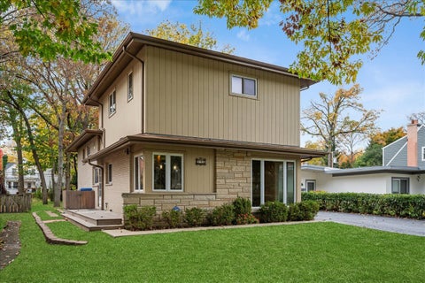 Photo of 296 Barberry Road, Highland Park, IL 60035 (MLS # 12760663)