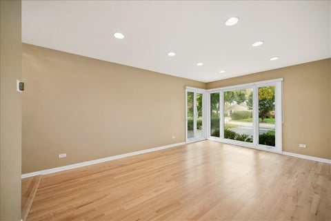 Tiny photo for 296 Barberry Road, Highland Park, IL 60035 (MLS # 12760663)