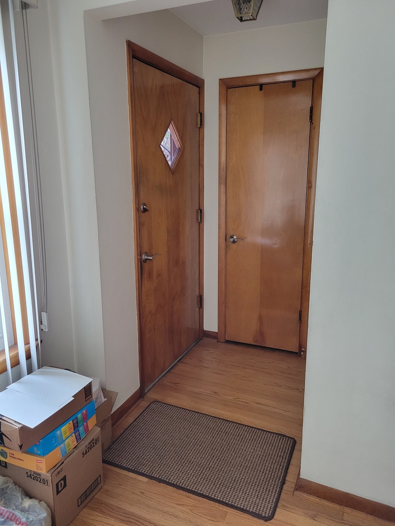 5316 N Rutherford Avenue, Chicago, IL, 60656 3 5316 N Rutherford Avenue