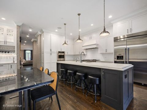 Tiny photo for 2122 N Magnolia Avenue, Chicago, IL 60614 (MLS # 12626474)
