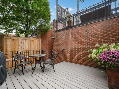 Tiny photo for 2122 N Magnolia Avenue, Chicago, IL 60614 (MLS # 12626474)