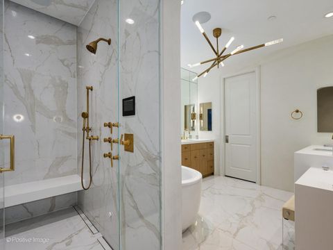 Tiny photo for 2122 N Magnolia Avenue, Chicago, IL 60614 (MLS # 12626474)