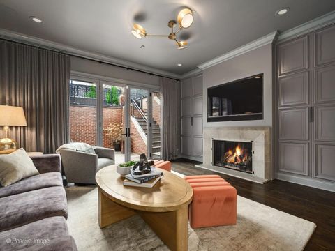 Tiny photo for 2122 N Magnolia Avenue, Chicago, IL 60614 (MLS # 12626474)