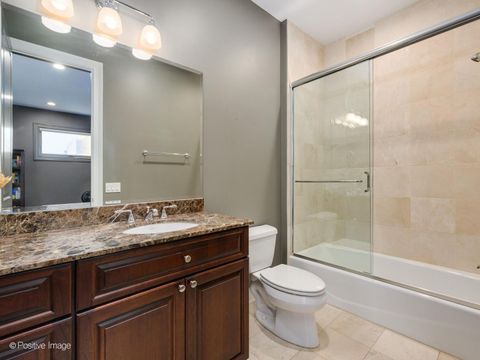 Tiny photo for 2122 N Magnolia Avenue, Chicago, IL 60614 (MLS # 12626474)