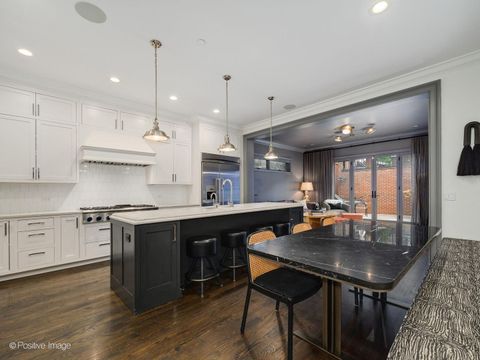 Tiny photo for 2122 N Magnolia Avenue, Chicago, IL 60614 (MLS # 12626474)