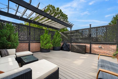 Tiny photo for 2122 N Magnolia Avenue, Chicago, IL 60614 (MLS # 12626474)