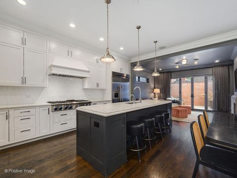 Tiny photo for 2122 N Magnolia Avenue, Chicago, IL 60614 (MLS # 12626474)