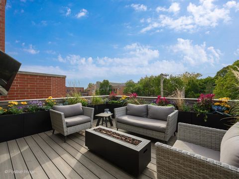 Tiny photo for 2122 N Magnolia Avenue, Chicago, IL 60614 (MLS # 12626474)
