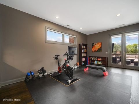 Tiny photo for 2122 N Magnolia Avenue, Chicago, IL 60614 (MLS # 12626474)